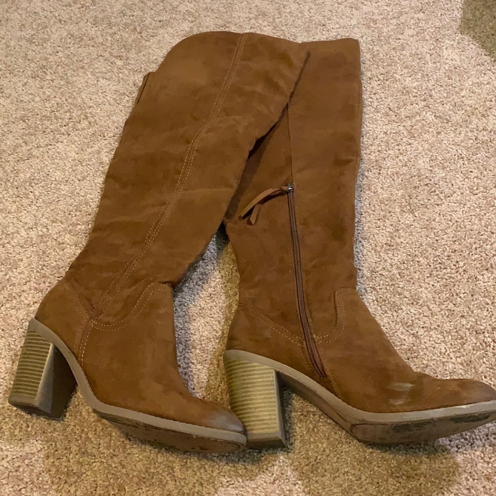 Size 11 over the knee boots